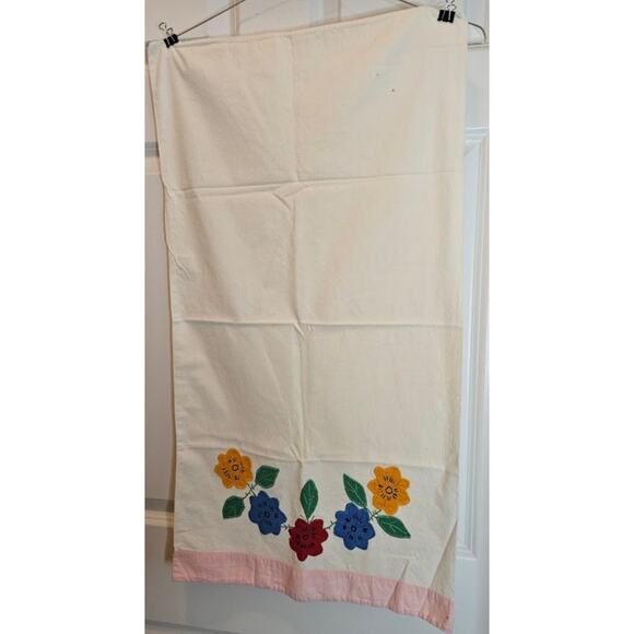 VTG Pillowcase x 2 Handstitched applique flower embroidery Pink trim cotton Read - Picture 3 of 7